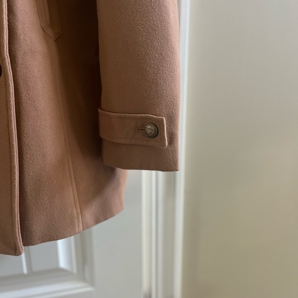 Camel Women’s Peacoat with animal print collar! Size Large! Worn once - Picture 15 of 16